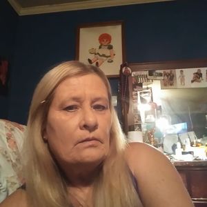 Meet your Posher, Christy